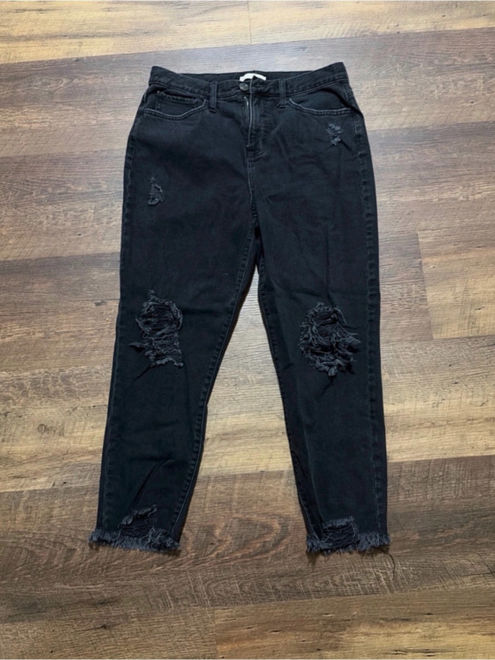 SO Black Distressed Ankle Crop Jeans